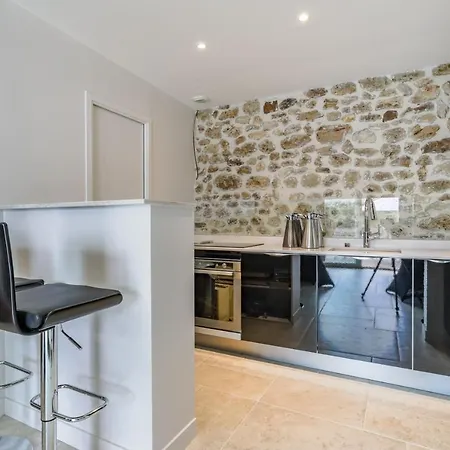 Petit Loft De Charme Proche Versailles Saclay 30 Mn Paris Jardin Terrasse Parking Securise 公寓式酒店 Janvry (Essonne)